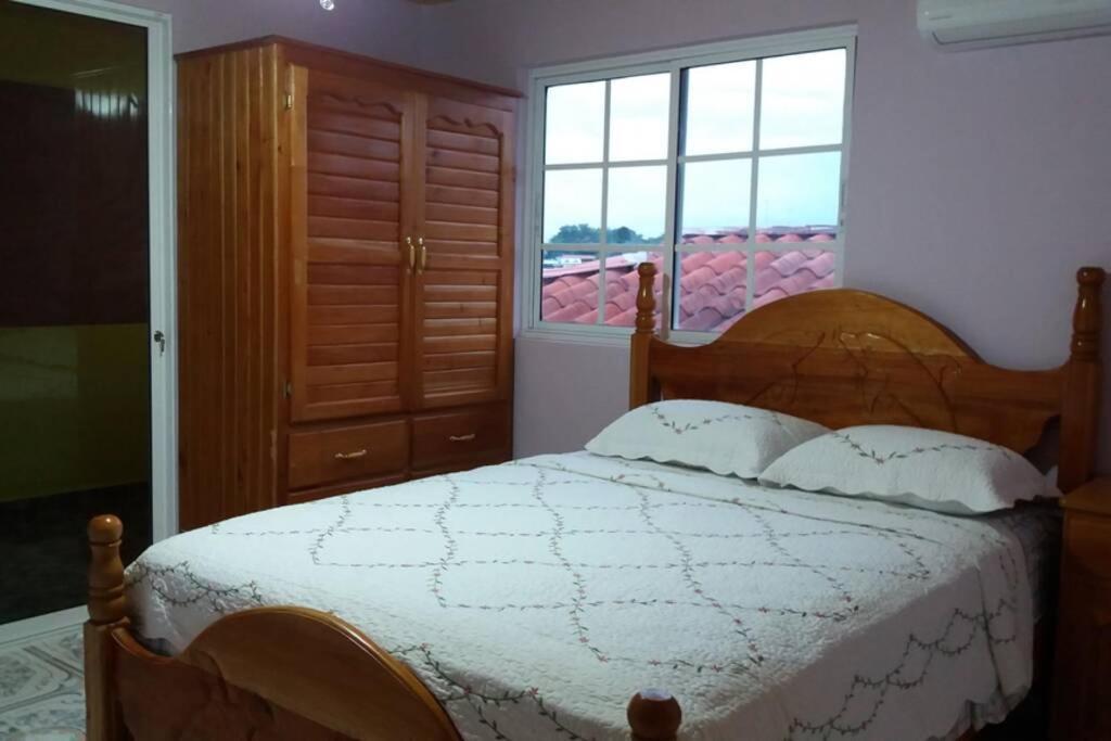 Villa Urania House Bocas del Toro Exterior foto